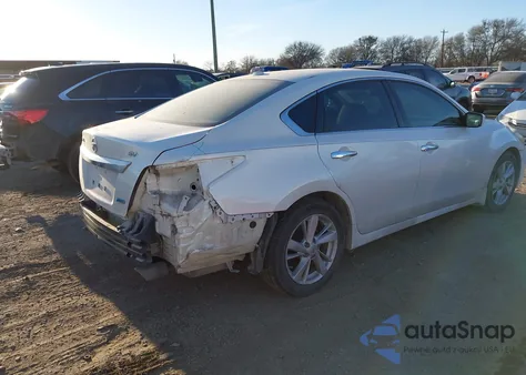 2014 Nissan Altima 2.5 Sv z USA, uszkodzony, nr VIN 1N4AL3AP3EC203811